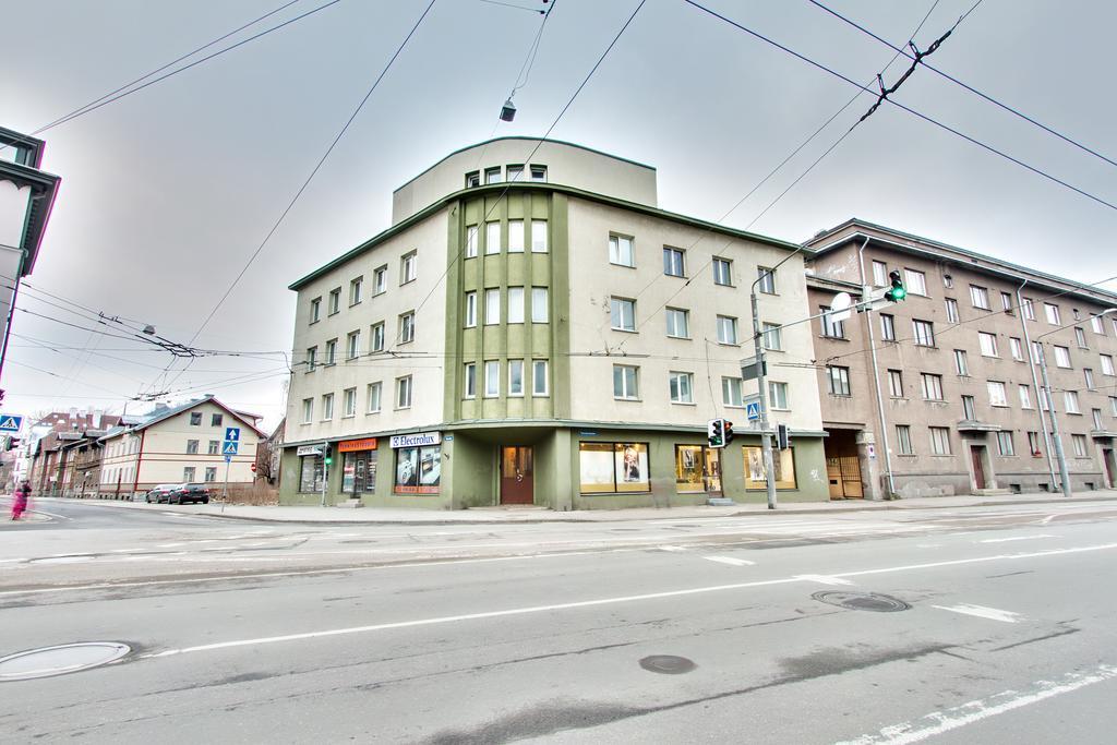 Toompuiestee Penthouse With Sauna Huoneisto