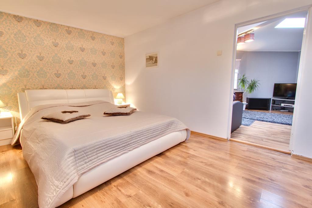 Toompuiestee Penthouse With Sauna Huoneisto